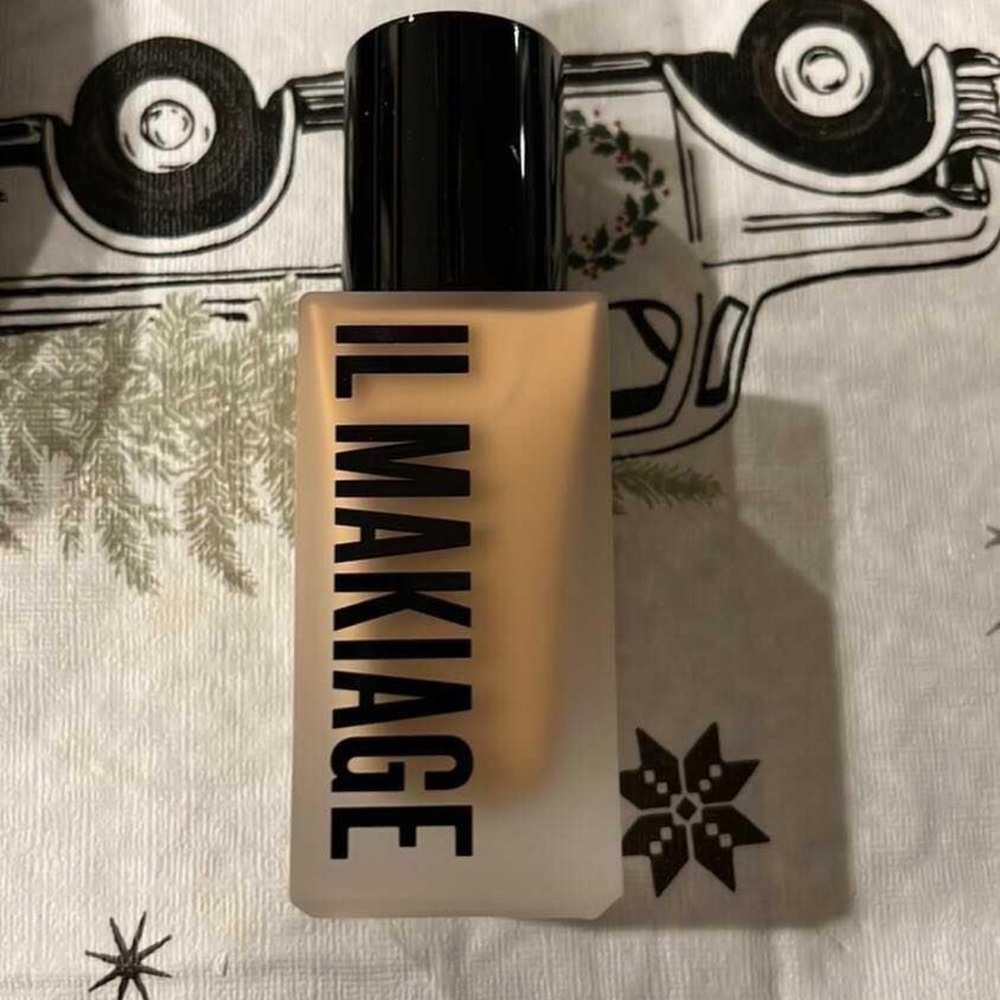 Il Makiage Foundation - Color 120